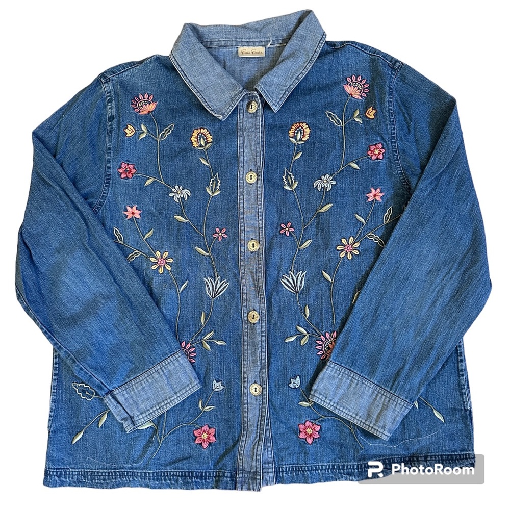 Bobbie Brooks Vintage Denim Flower Embroidered Shirt with Pockets Size Large